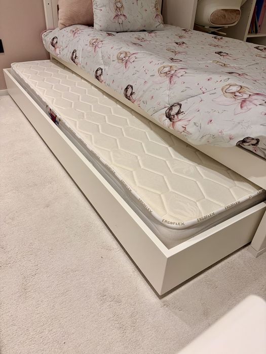 Cama infantil estilo “casinha”