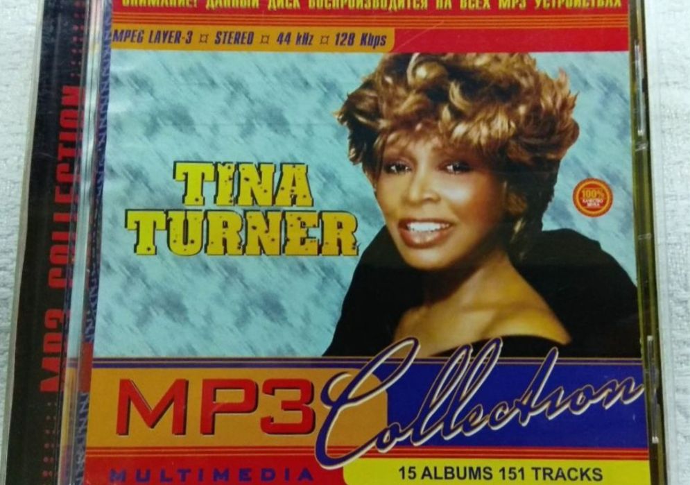 CD диски в асортименті