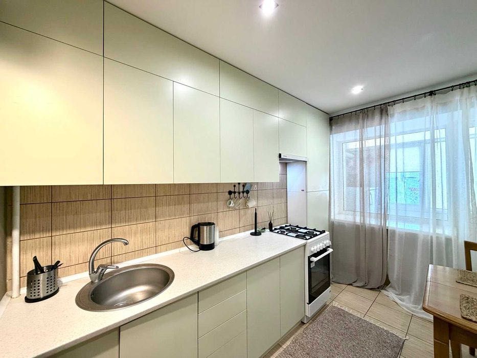 Сдаю квартиру посуточно в районе Соборной!