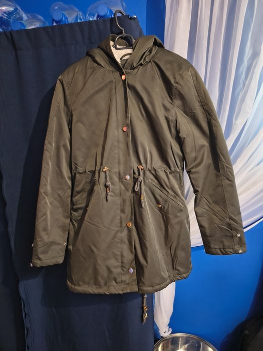 Kurtka zimowa parka ocieplana z kapturem xl/44