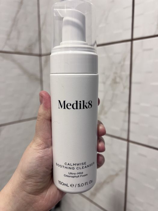 Medik8 пінка для вмивання