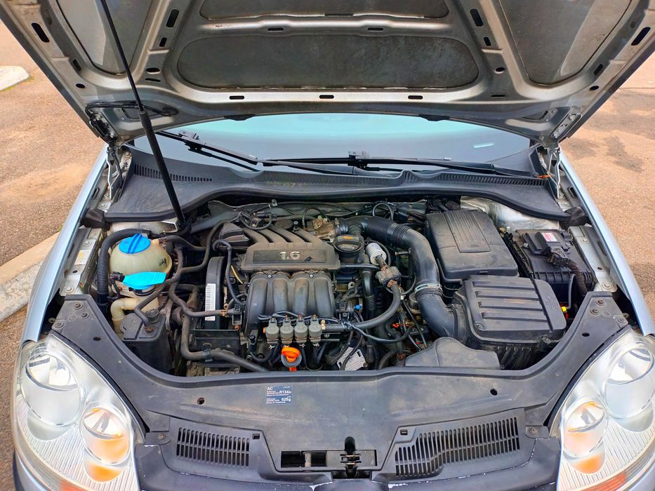 Golf 5 1.6 Автомат