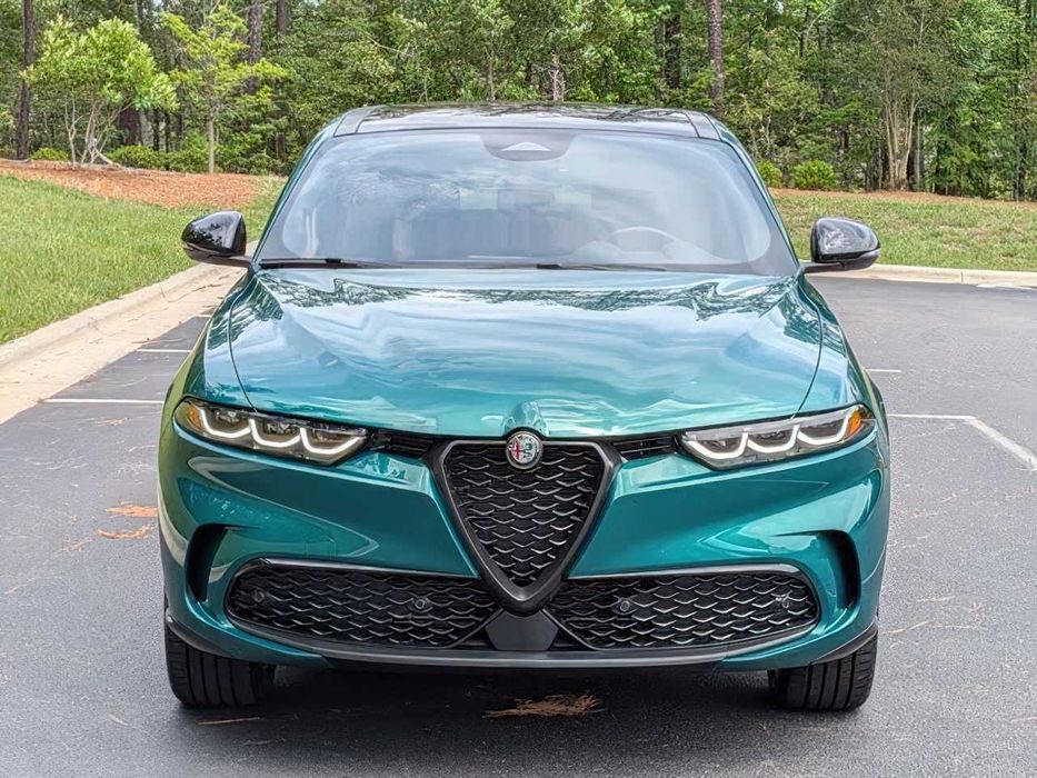Alfa Romeo Tonale      2024