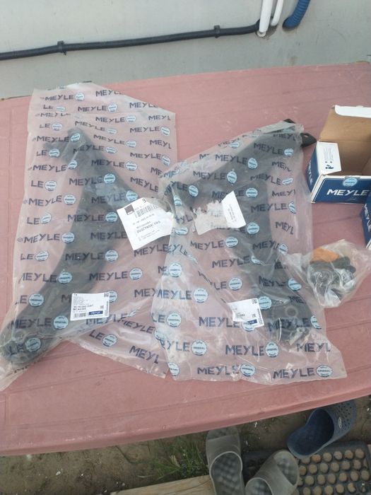 Wahacz  TOYOTA RAV4   II