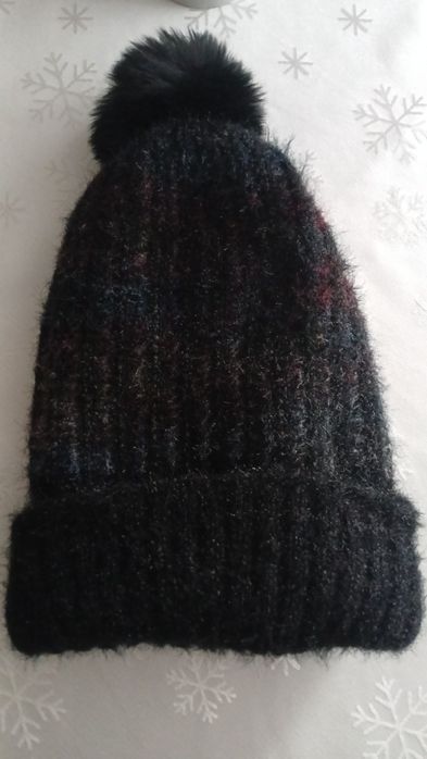 Czapka damska, młodzieżowa