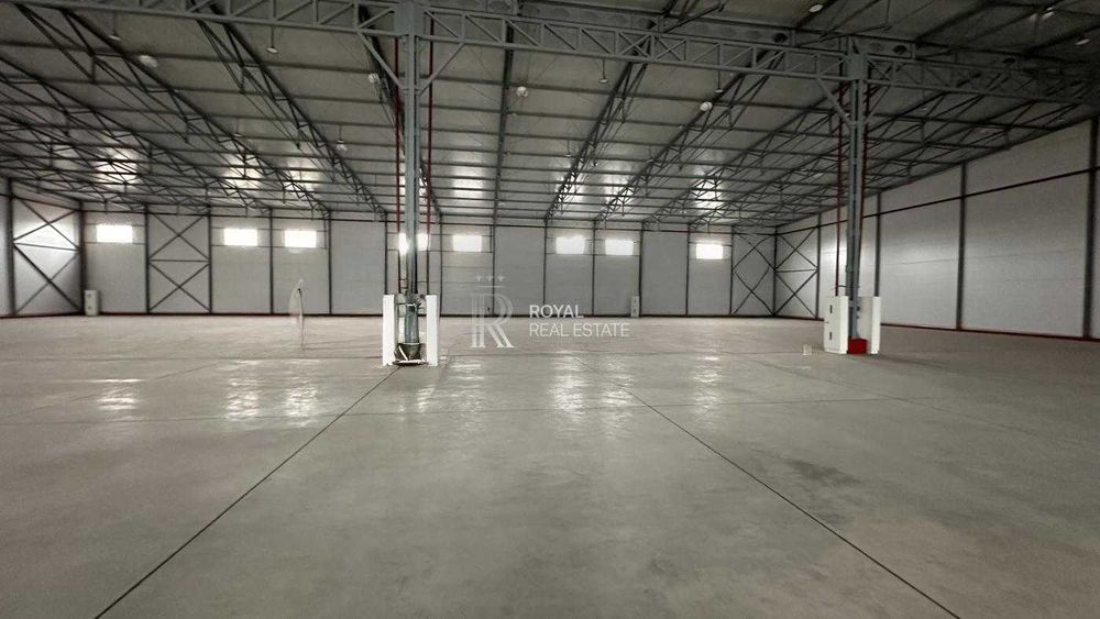 Продаж складу 3500м² Гореничі 1,2 га (у власності) потужність 250 кВт