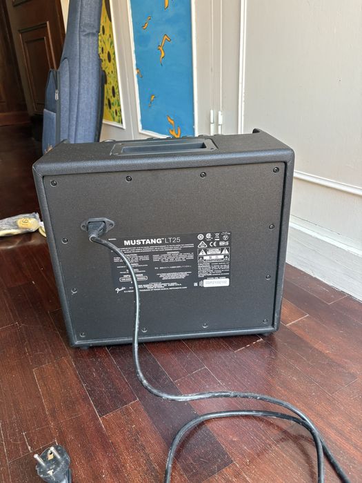 Yamaha Pacifica 112V + Fender Mustang LT25