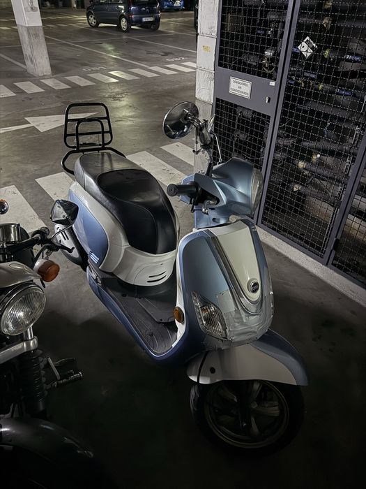 Mota 125 cc SYM Azul