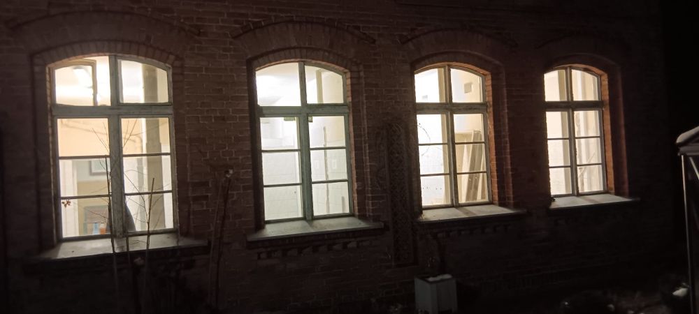 Drewniane okna skrzynkowe