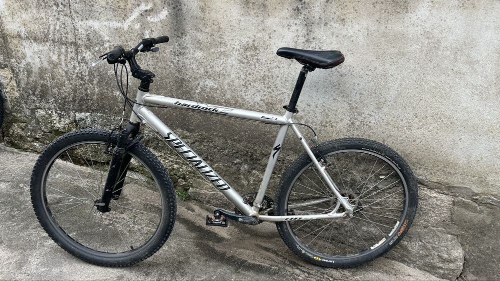Bicicleta specialized hardrock