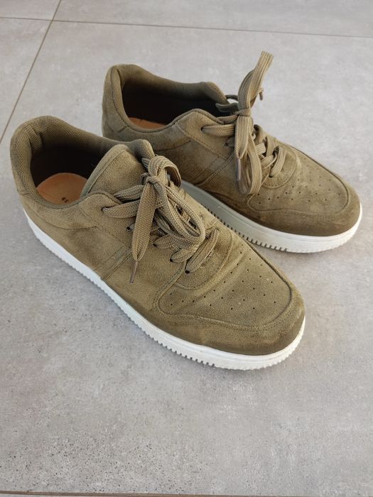 Zamszowe damskie buty