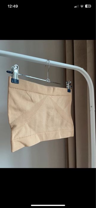 Biustonosz pas samonośny S/M rozciągliwy beżowy