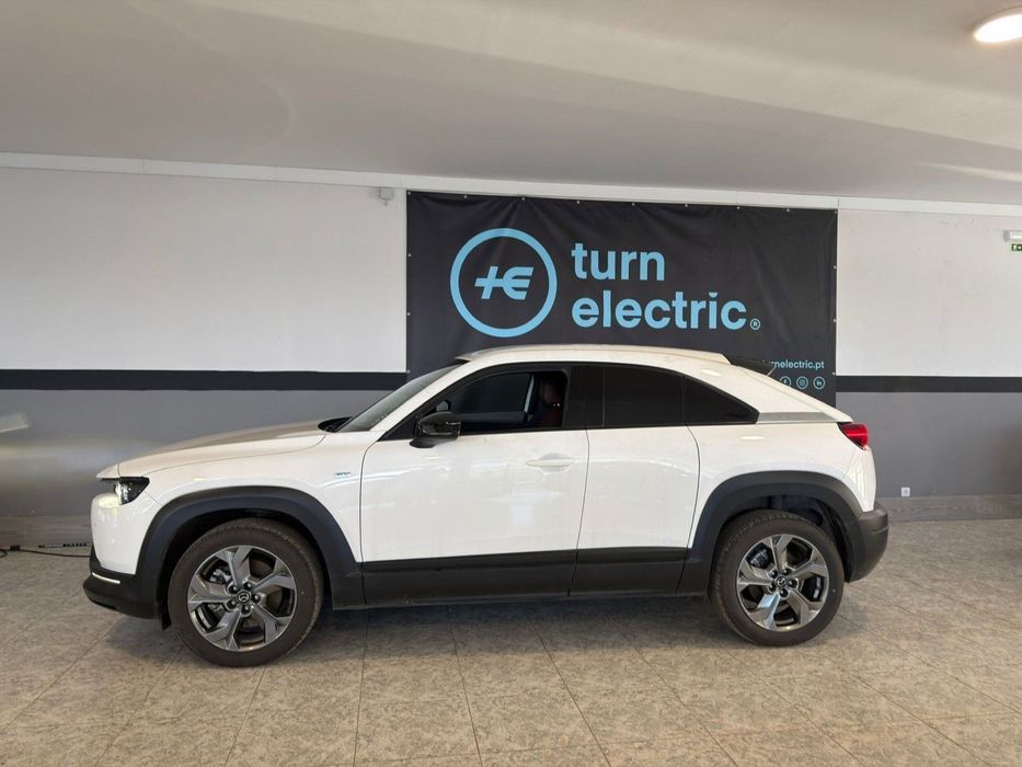 Mazda MX-30 e-SKYACTIV Advantage Industrial Vintage