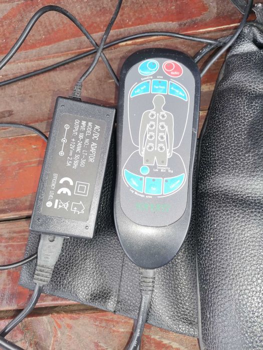 Масажорна накидка на крісло