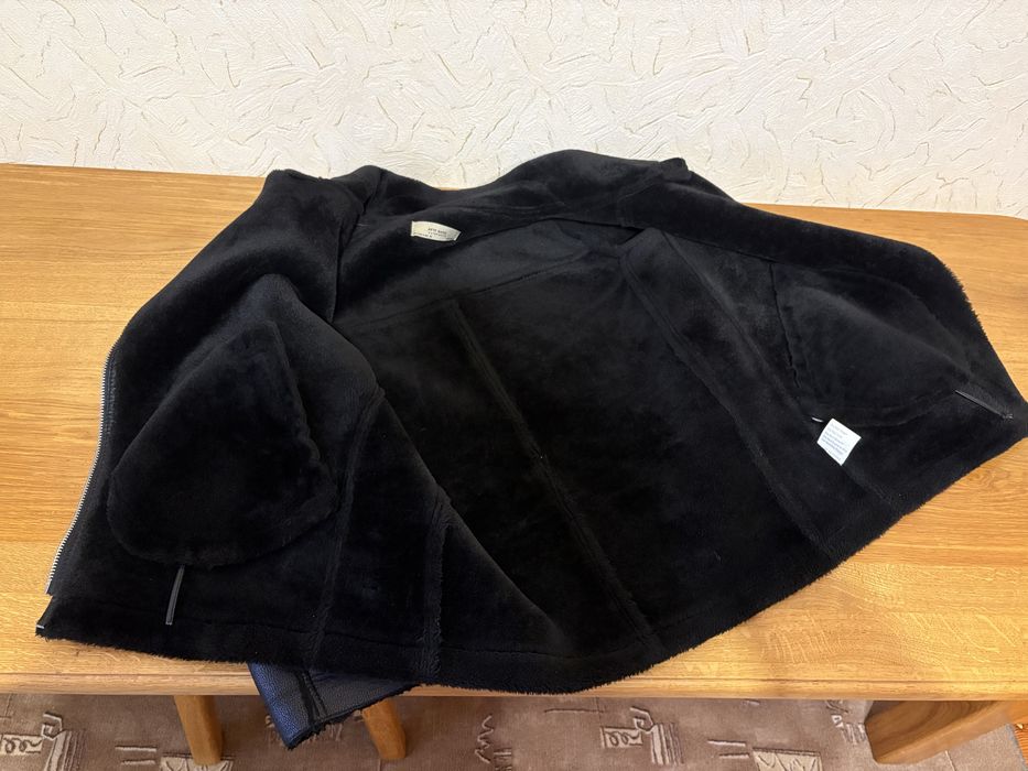 Продам утеплену куртку-авіатор