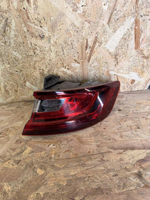 Lampa tyl prawa Renault Megane IV 4 HB