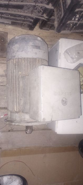 Електродвигун siemens 220/380 2.2 kw 2870обертів під ремонт