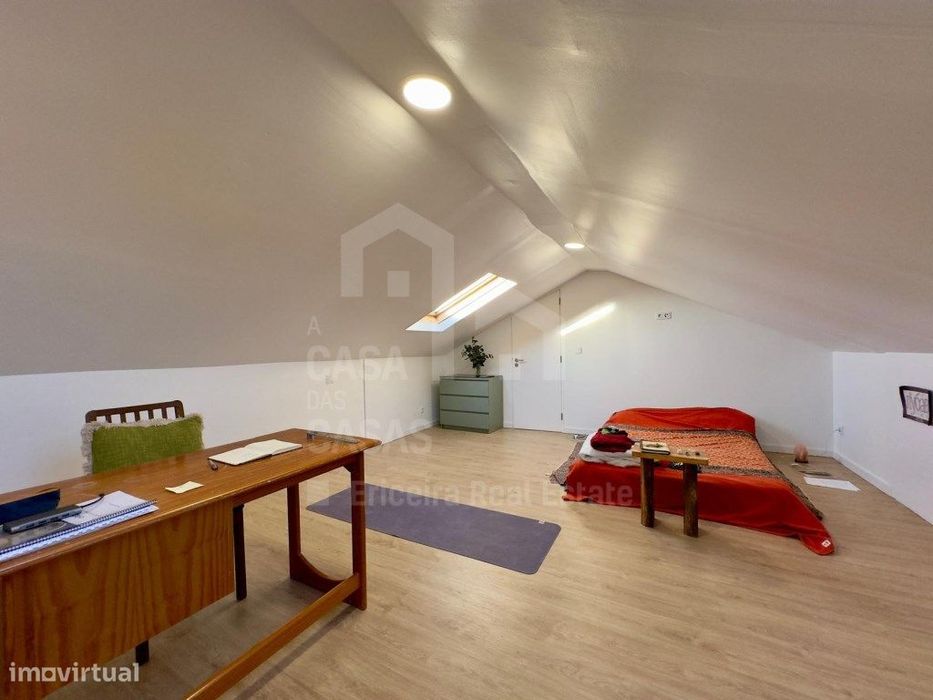 Vendo Moradia T2+1 - Ericeira 6,5 km, A Casa das Casas