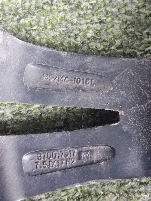 Диски PLW R17 5x114.3 et 40, toyota