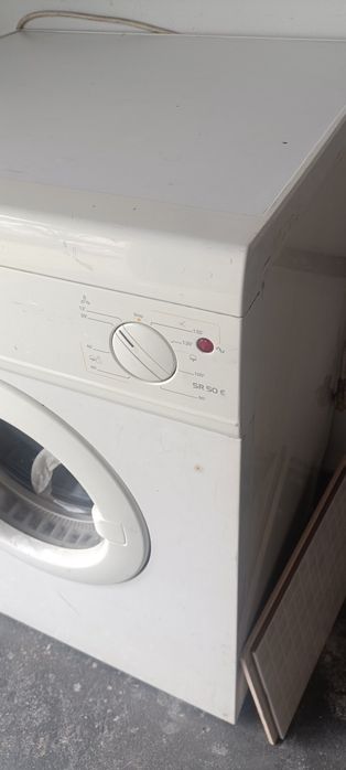 Máquina de secar roupa