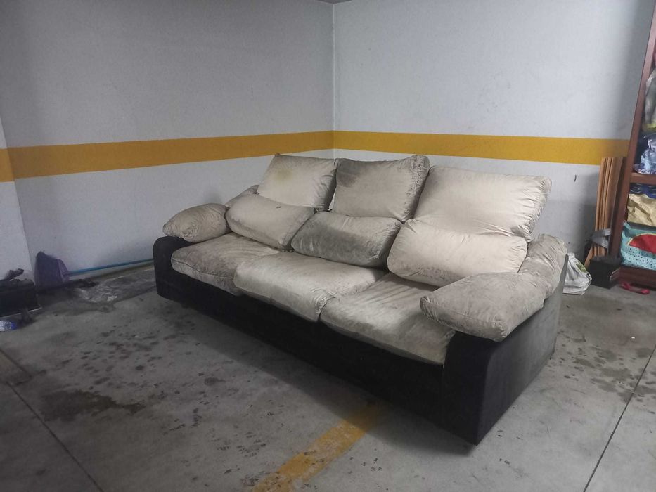 Sofá 3 lugares, usado