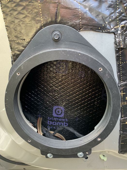 Аккустические подиумы под динамики на Chevrolet Cruze , Malibu, Aveo