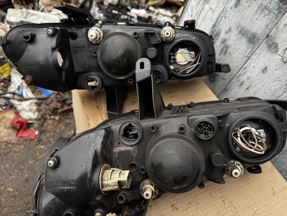 Фара левая правая Opel Omega B