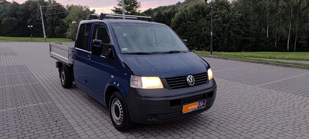 Volkswagen transporter T5 doka brygadówka 6 osobowy skrzyniowy