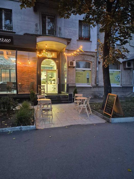 Продається діюча кав'ярня з постійними клієнтами