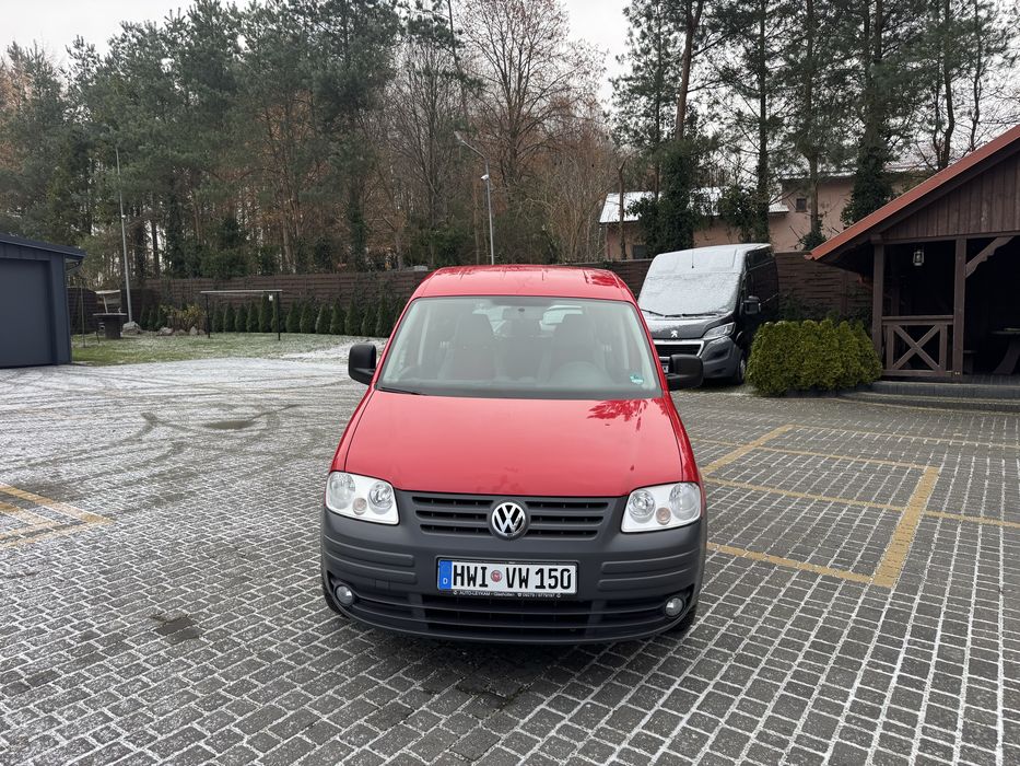 Vw caddy  LIFE 2010 rok 1.9 TDI nowy rozrzad