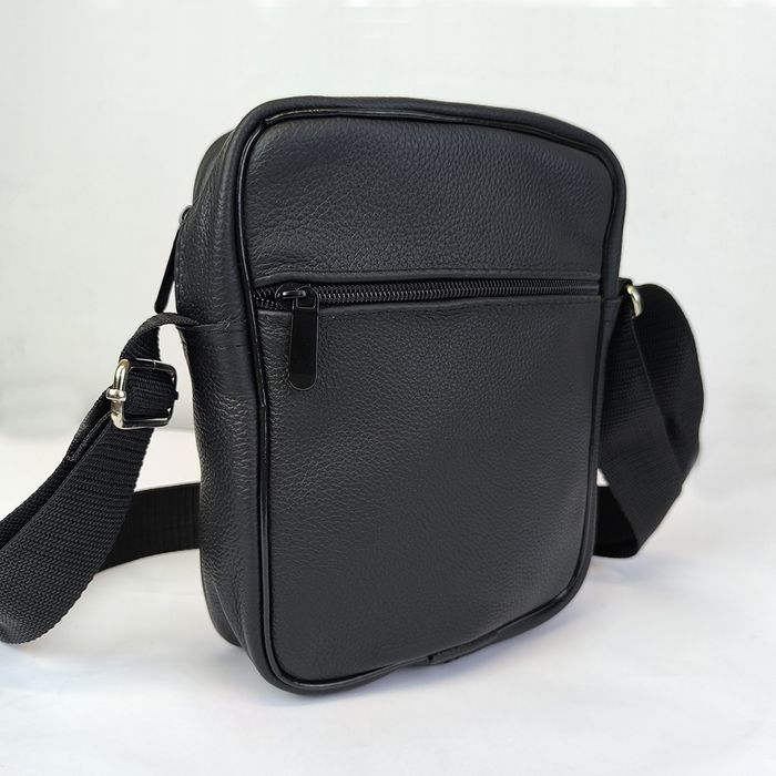 Чоловіча шкіряна сумка-месенджер
