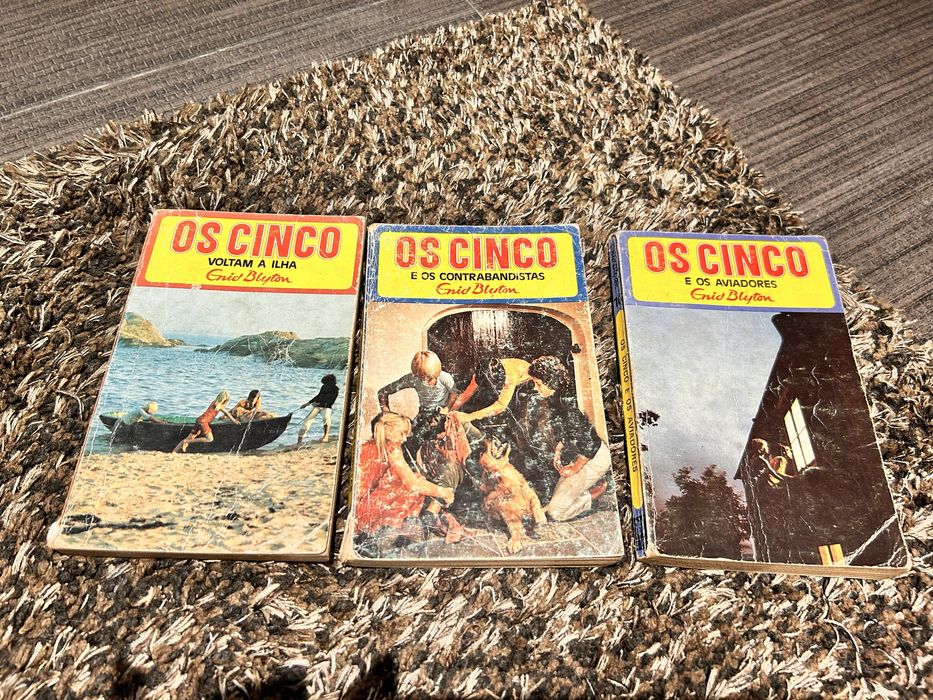 Enid Blyton Collection – “The Famous Five” and “The Secret Seven”64752273475842124