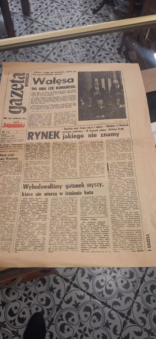 Stare dokumenty, fotografie mapy