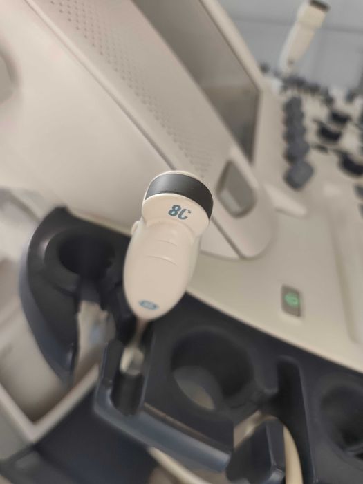 Ecógrafo GE Logiq E9 com 3 sondas originais GE