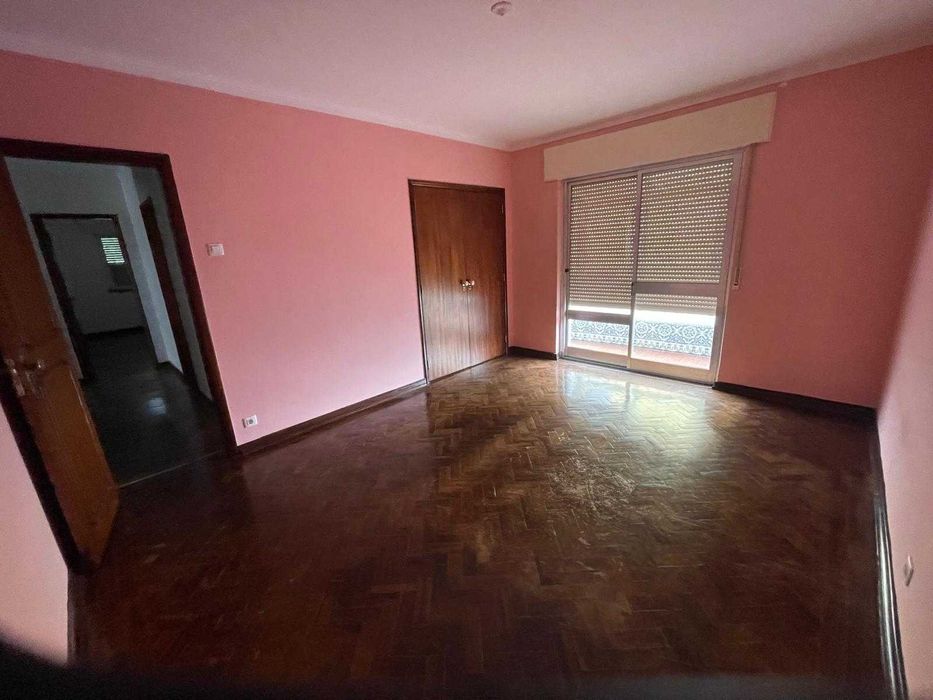 Fração R/Chão Exclusiva - Centro de Santarém