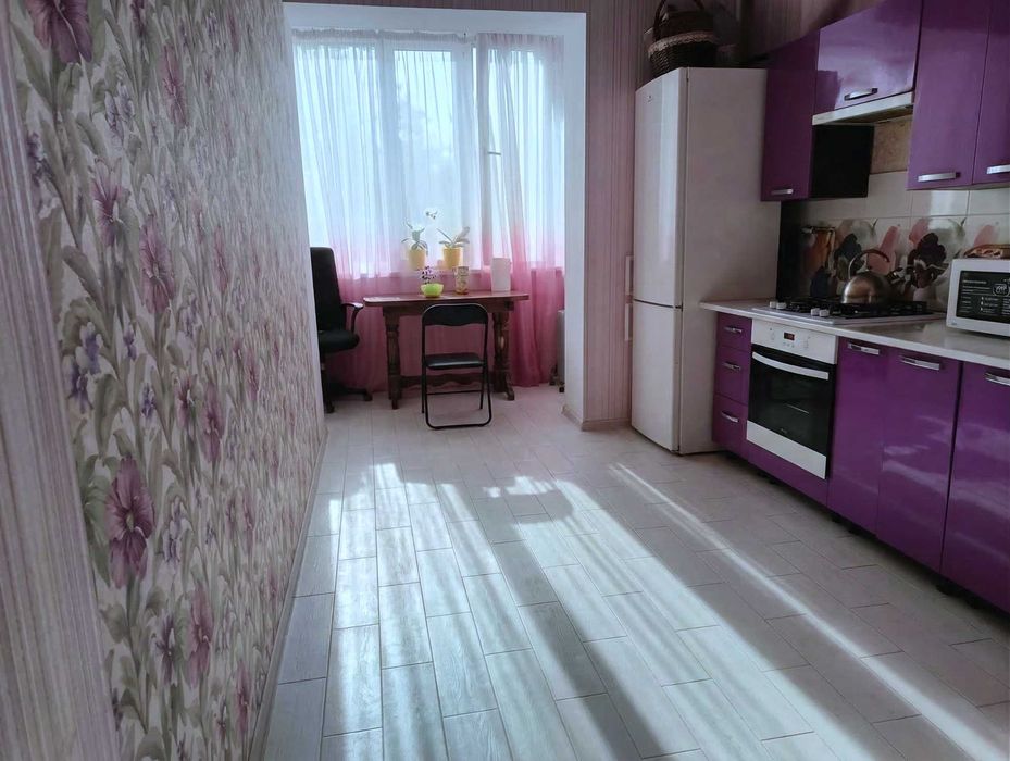 Здається 2-кімнатна квартира, новобудова.