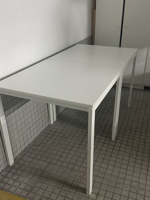 Mesa ikea branca 74x74cm
