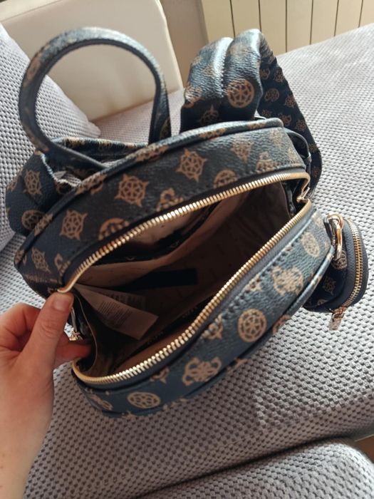Plecak GUESS Nowy!!