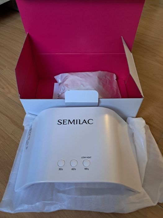 Semilac lampka do paznokci + lakiery gratis