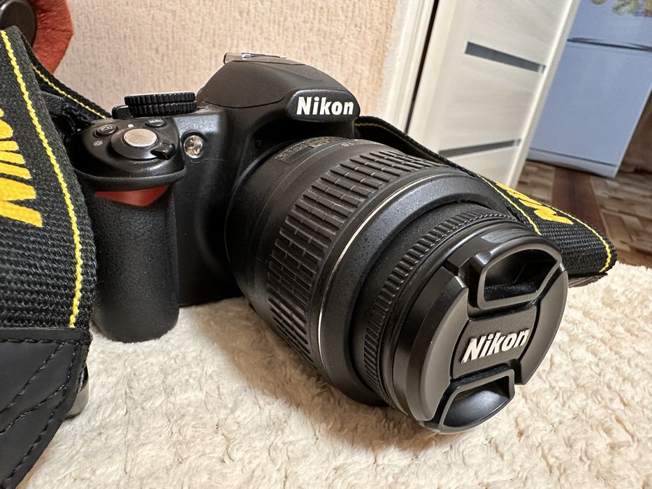 Фотоапарат Nikon D3100