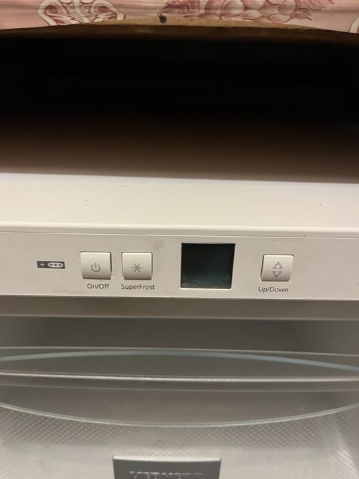 Продам морозильну камеру