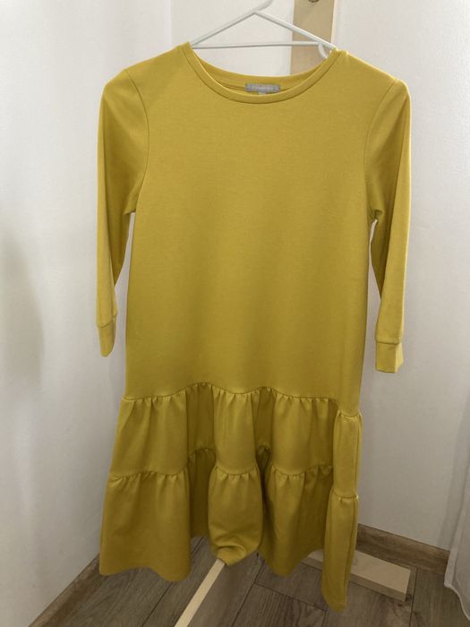 Сукня жіноча, вживана