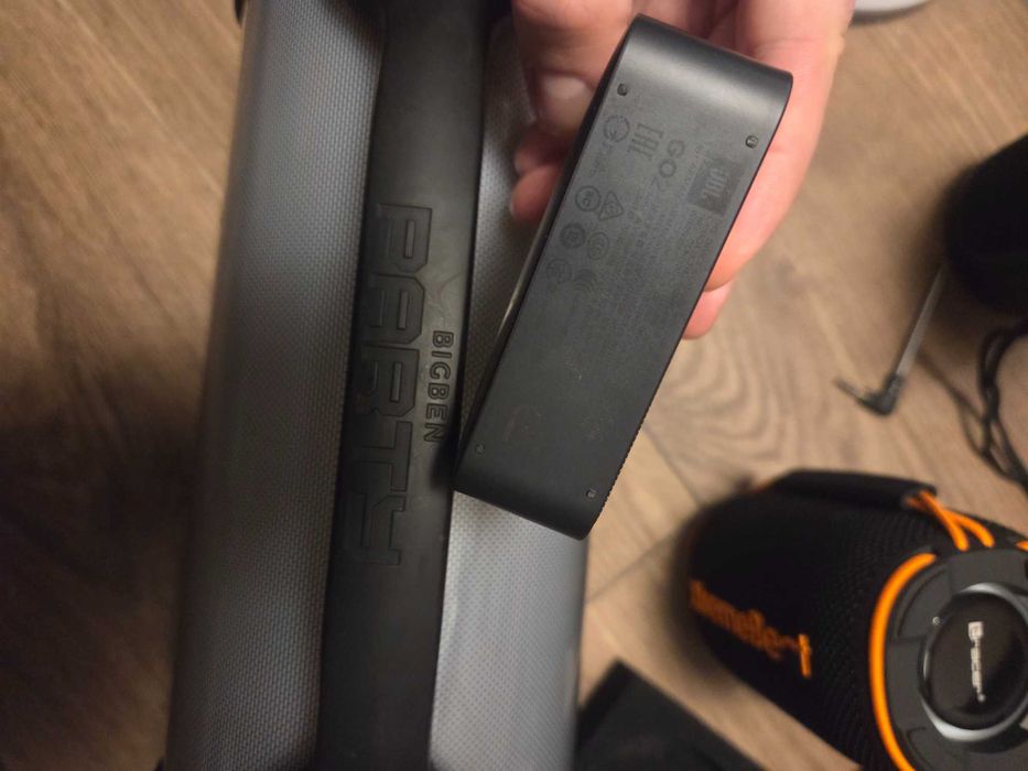 Duzy zestaw głośników bezprzewodowe bluetooth jbl samsung zamiana Hit