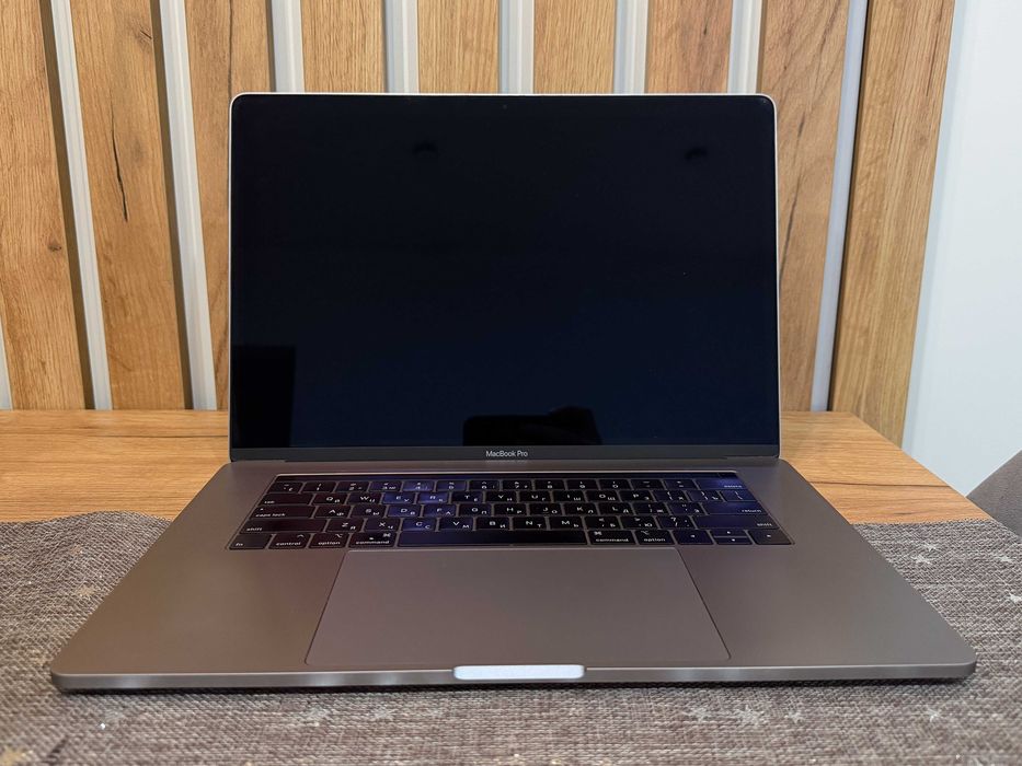 macbook pro 15 2018 i7 - купити ноутбуки та аксесуари - Ціна на OLX.ua