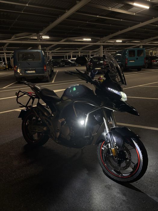 ZONTES T310 ano 2019 com 3 malas