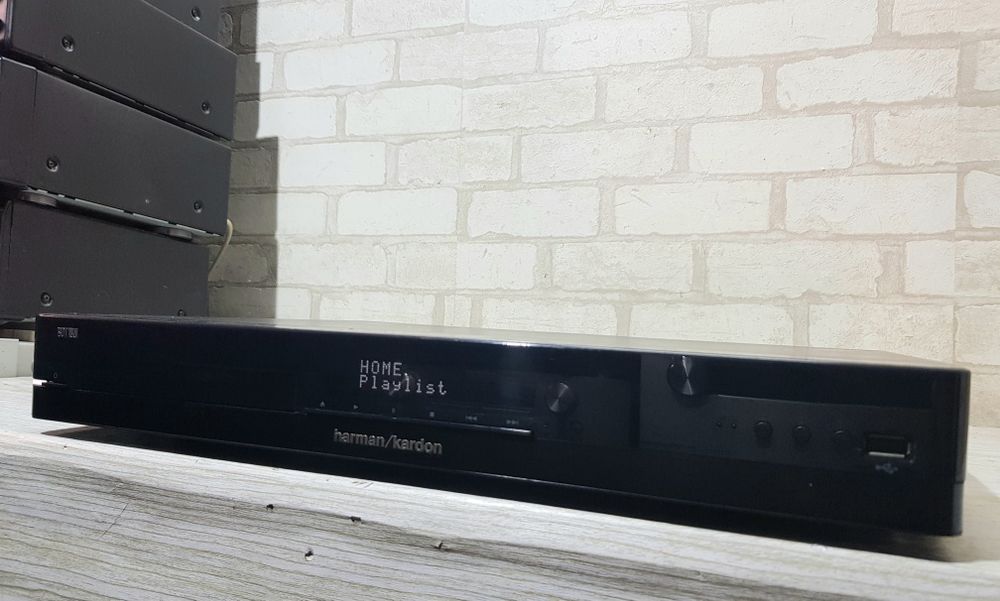 ПроданоCD/DVD програвач Harman/Kardon BDT 30,3D Blu-ray, DVD