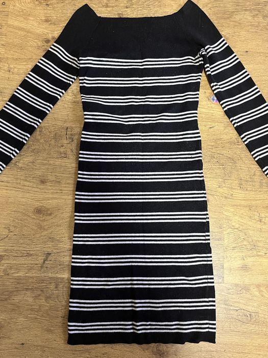 Безкоштовно жіночий одяг сукня піджак світшот кофта