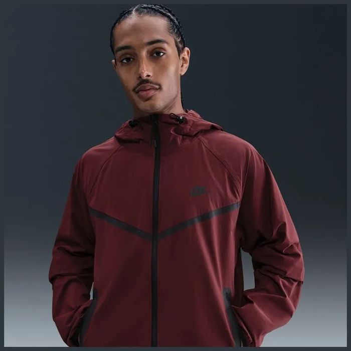 Оригінал Вітровка чоловіча Nike Tech Woven. HM7151-619 /S, M, L, XL /
