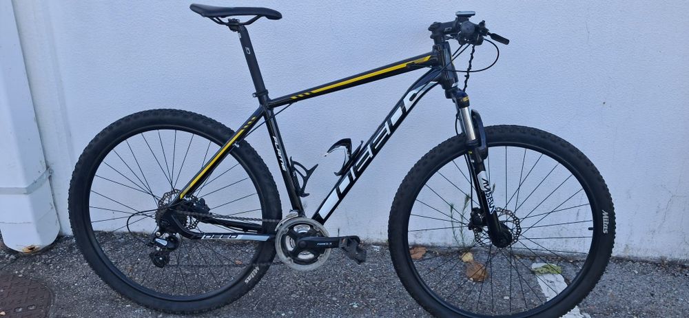 Btt 29 L travoes hidraulicos