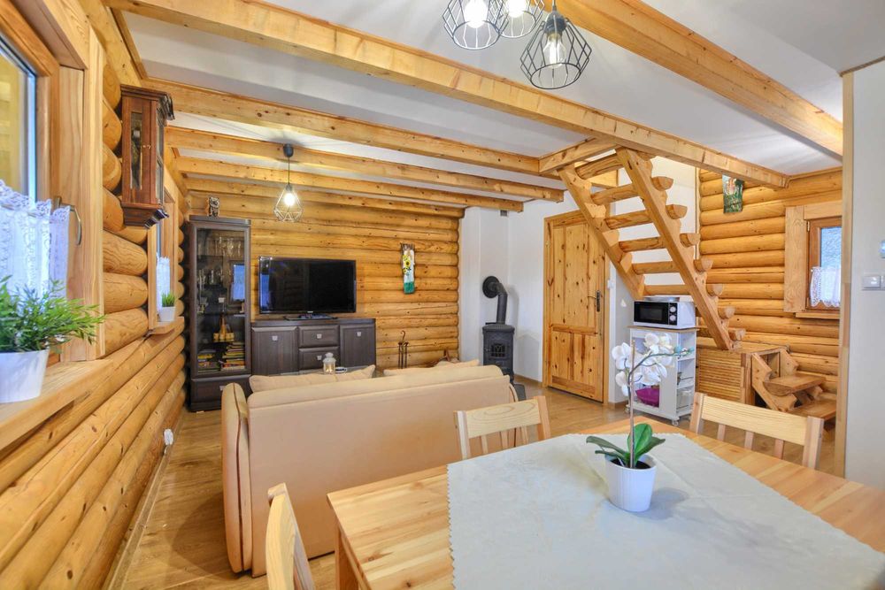 Drewniany domek na odludziu  Domki z Bali Ciche Marzenie Bieszczady